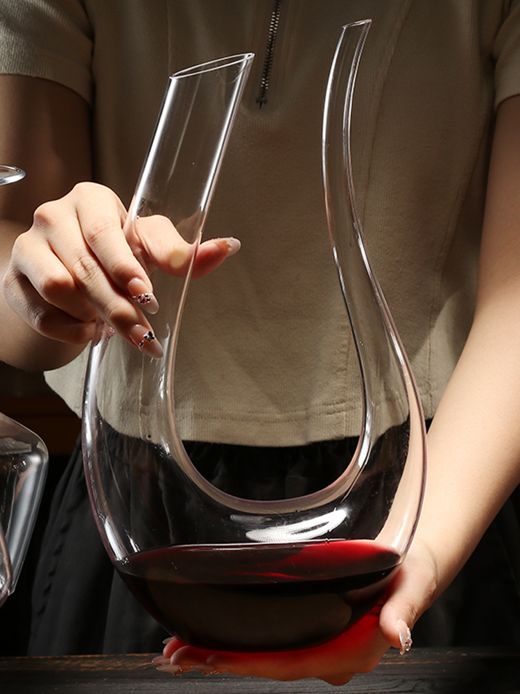 Wine Aerator Pour - プレミアムガラスワインデカンター 赤ワインエアレーター 家庭用 高級感 ウイスキー リキュール