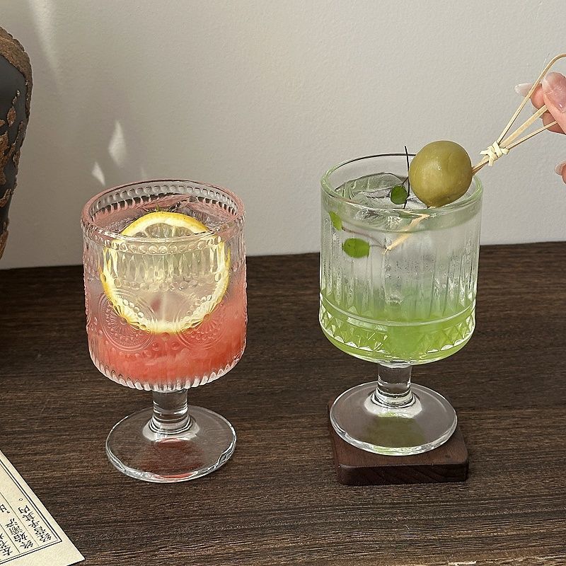 4 個セットヴィンテージエンボス加工混合パターンワイングラス - Wine Mix With Beer のレビューと価格