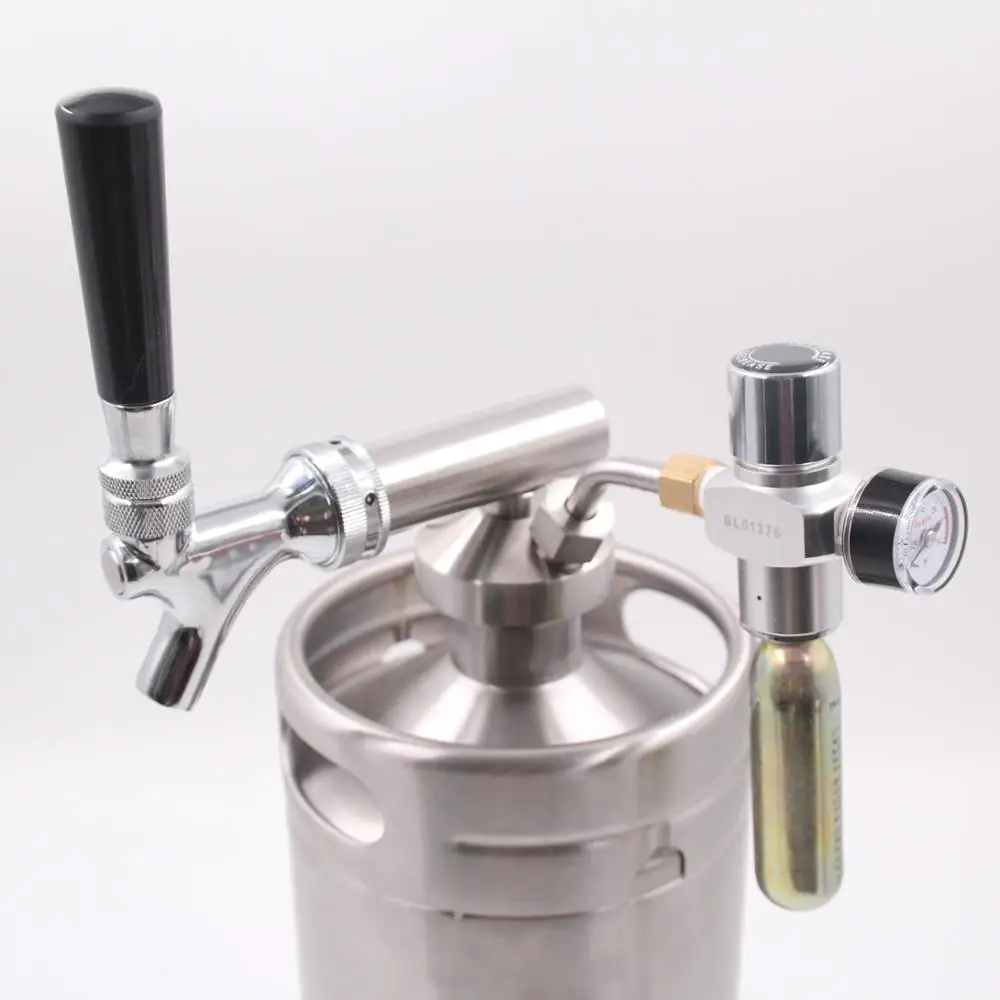 ポータブルミニドラフトビール樽（タップディスペンサー付き） - Wine Draft Beer のレビューと価格