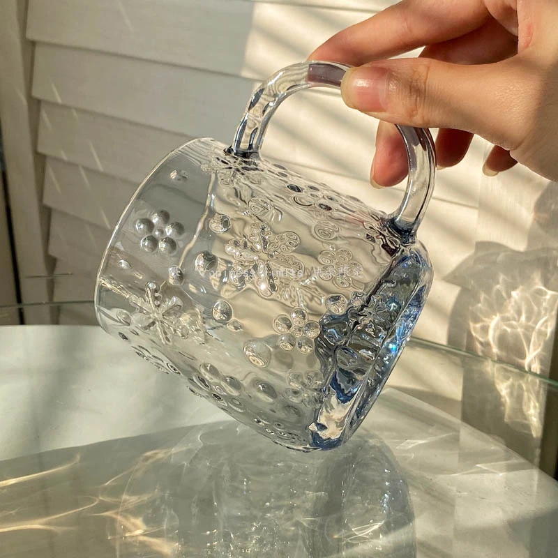 かわいいクリスマスマグギフトガラスカップコーヒー紅茶ワインミ - Wine Beer Glass Set のレビューと価格